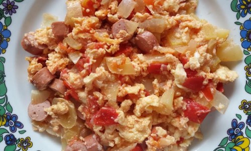 lecsó tojással felülről