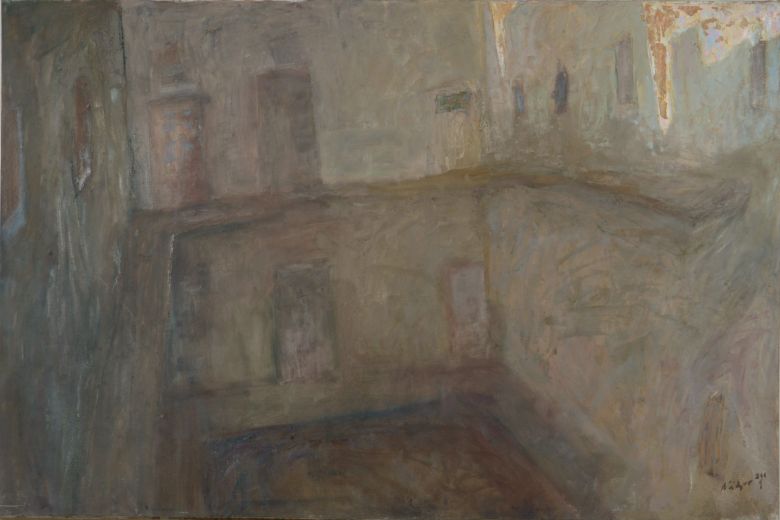 Körfolyosó tetőárnyékokkal