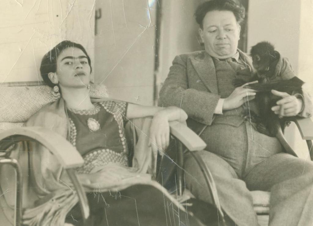frida-kahlo-and-diego-rivera-with-fulang-chang-1937