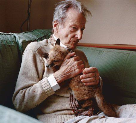 Lucian Freud with fox ca. 2011