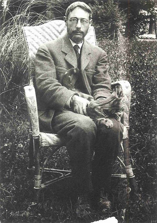 Pierre Bonnard with a cat