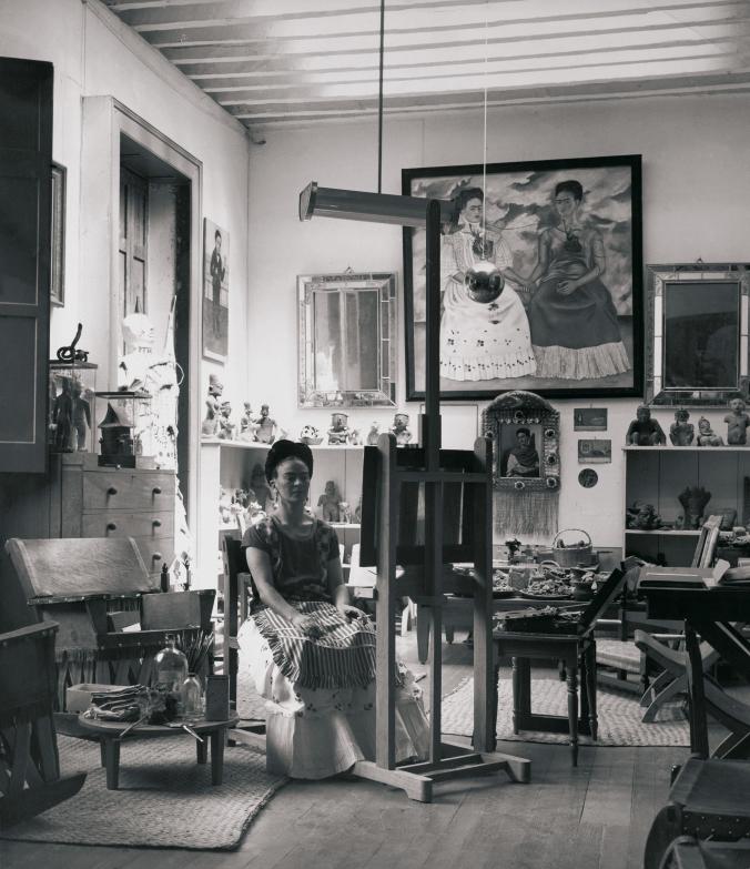 Frida in her studio 1943