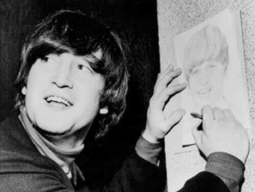 john lennon draws Ringo Star