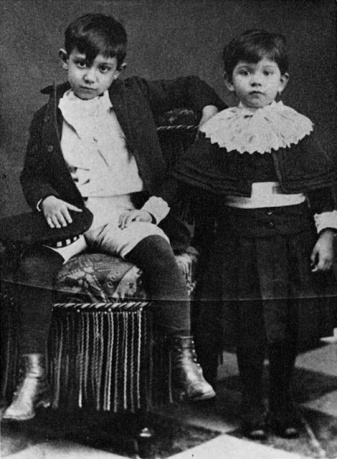 Pablo Picasso with his sister Lola 1889