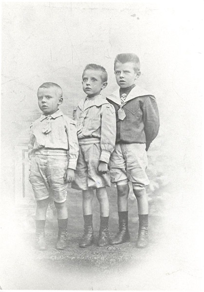 Paul, Raymond and René Magritte as children, ca. 1905