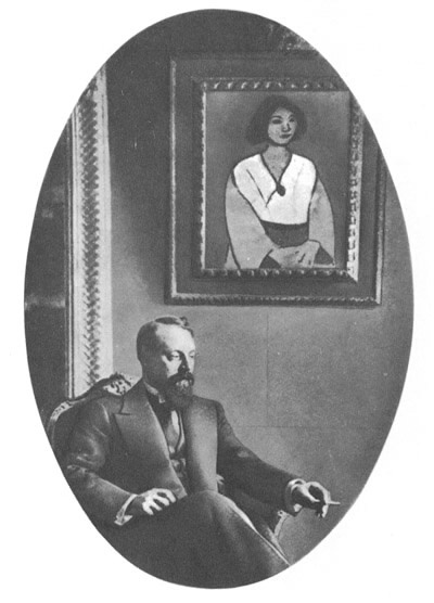Matisse in Moscow in 1911 in the house of the Russian art collector Schuki. On the wall hangs Matisse's Woman in Green.