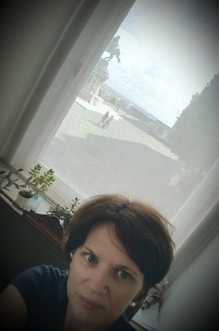 09-2016_at-my-office_selfie