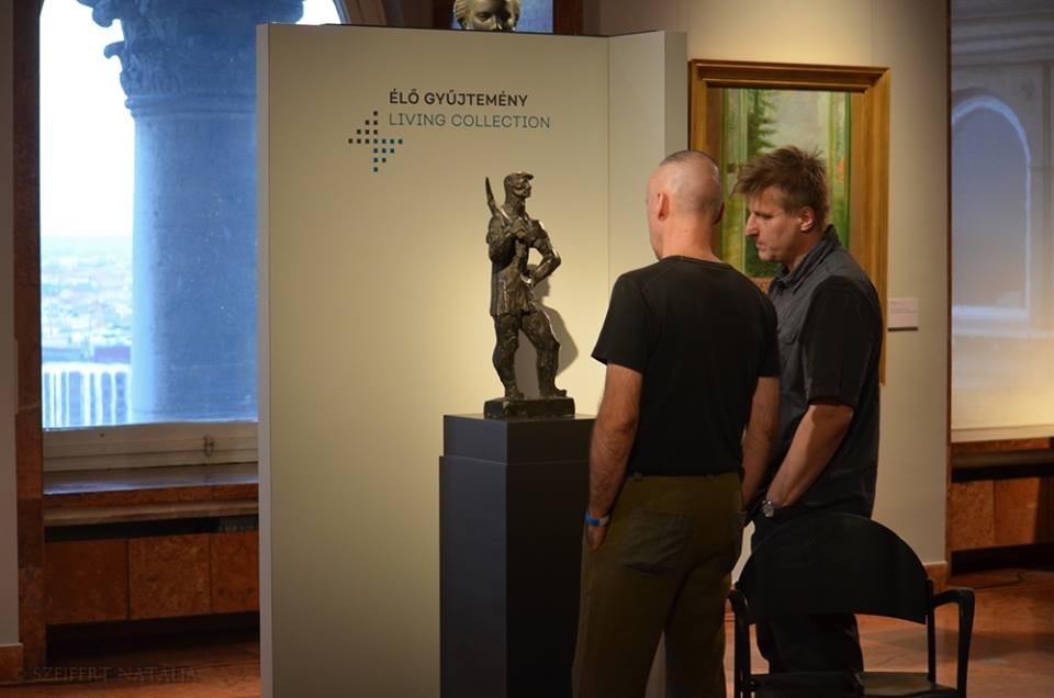 LC02_Drabik Somogyit nézi