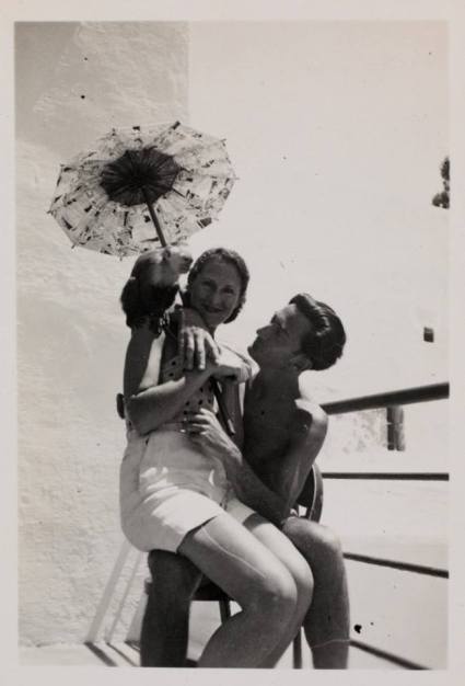 Salvador Dalí with his wife Gala at Palamos in June 1934